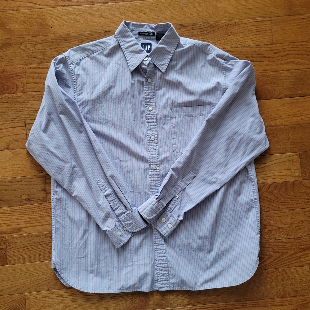 GAP Men’s Blue and White Pinstripe Button-Down Shirt